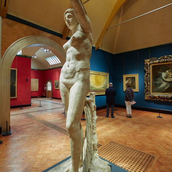 Nude sculpture in gallery